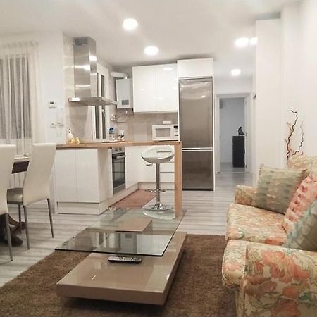 Apartamento Terra Denis Леон Екстериор снимка