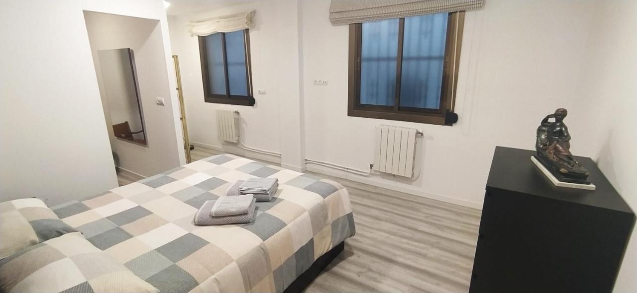 Apartamento Terra Denis Леон Екстериор снимка