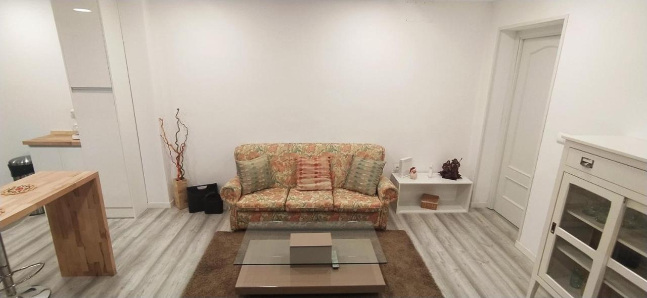 Apartamento Terra Denis Леон Екстериор снимка