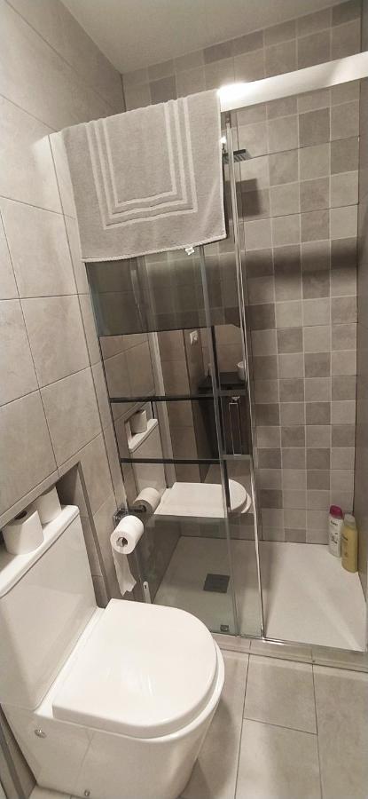 Apartamento Terra Denis Леон Екстериор снимка