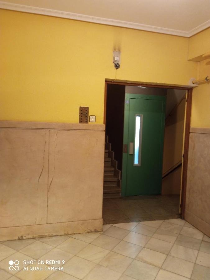 Apartamento Terra Denis Леон Екстериор снимка